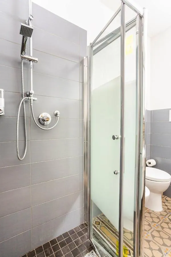 Binario 91 Rooms Palermo Affittacamere